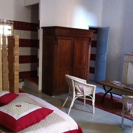 Bed and Breakfast Le Richelieu à Uzès Extérieur photo