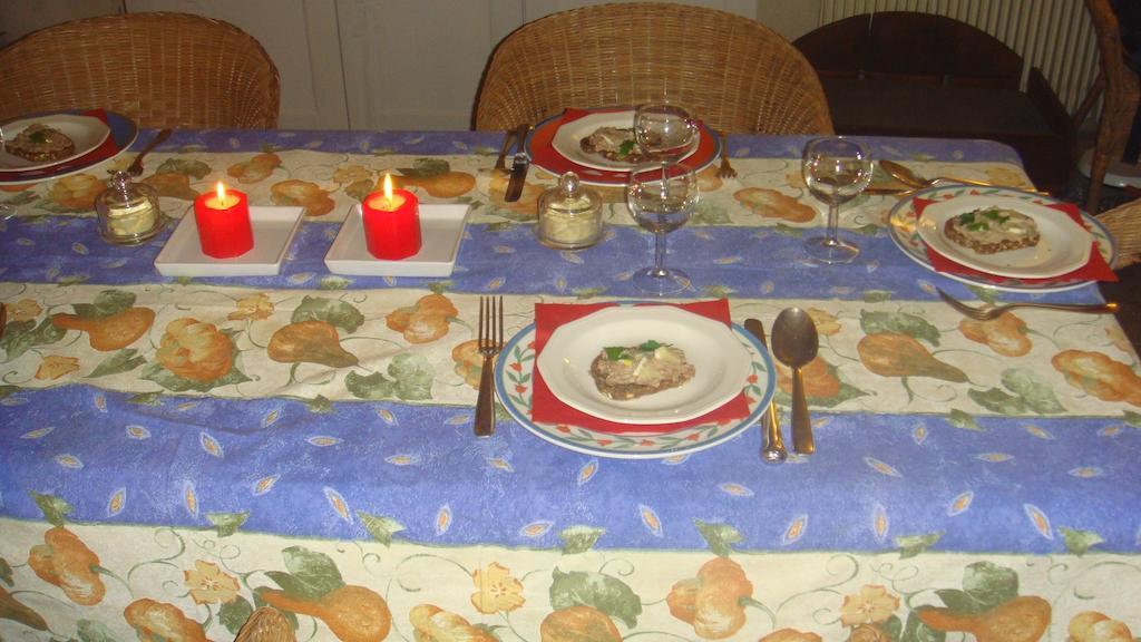 Bed and Breakfast Le Richelieu à Uzès Extérieur photo
