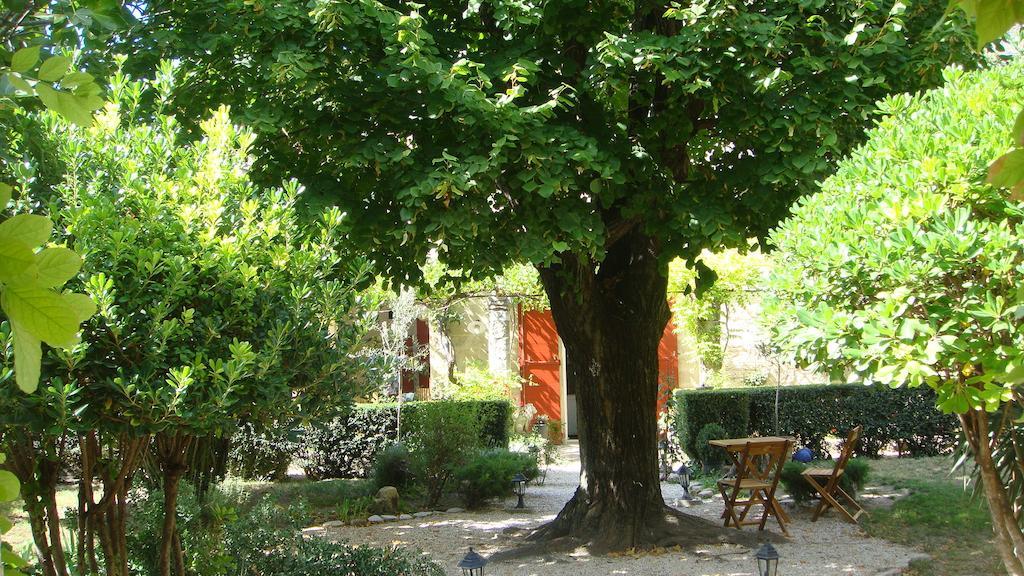 Bed and Breakfast Le Richelieu à Uzès Extérieur photo