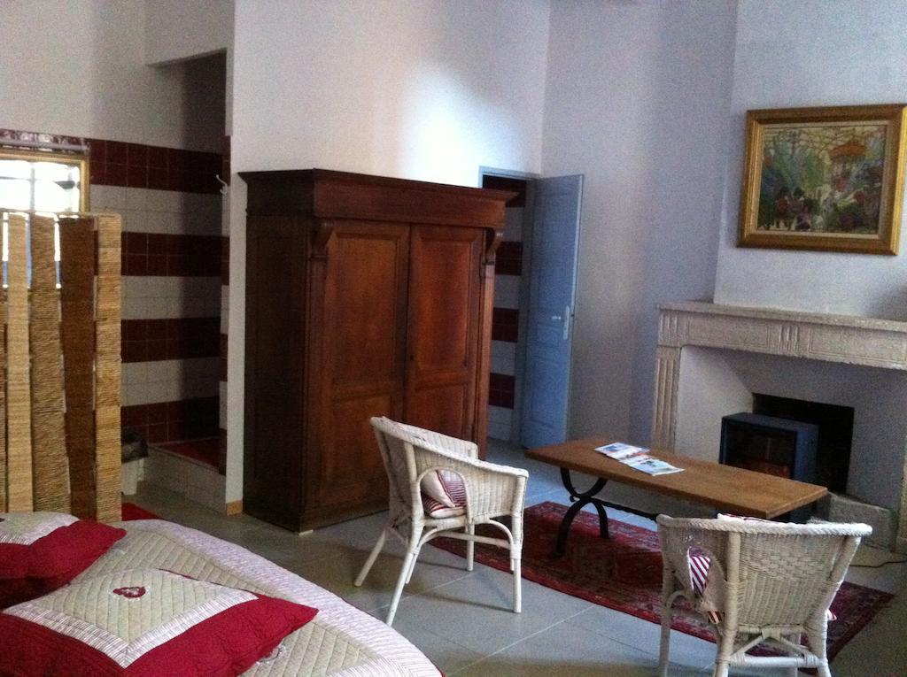 Bed and Breakfast Le Richelieu à Uzès Extérieur photo